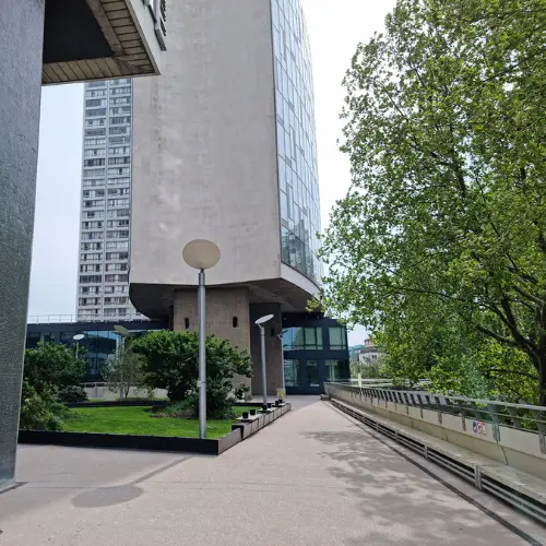 Cabinet d'expertise bâtiment logistique urbaine